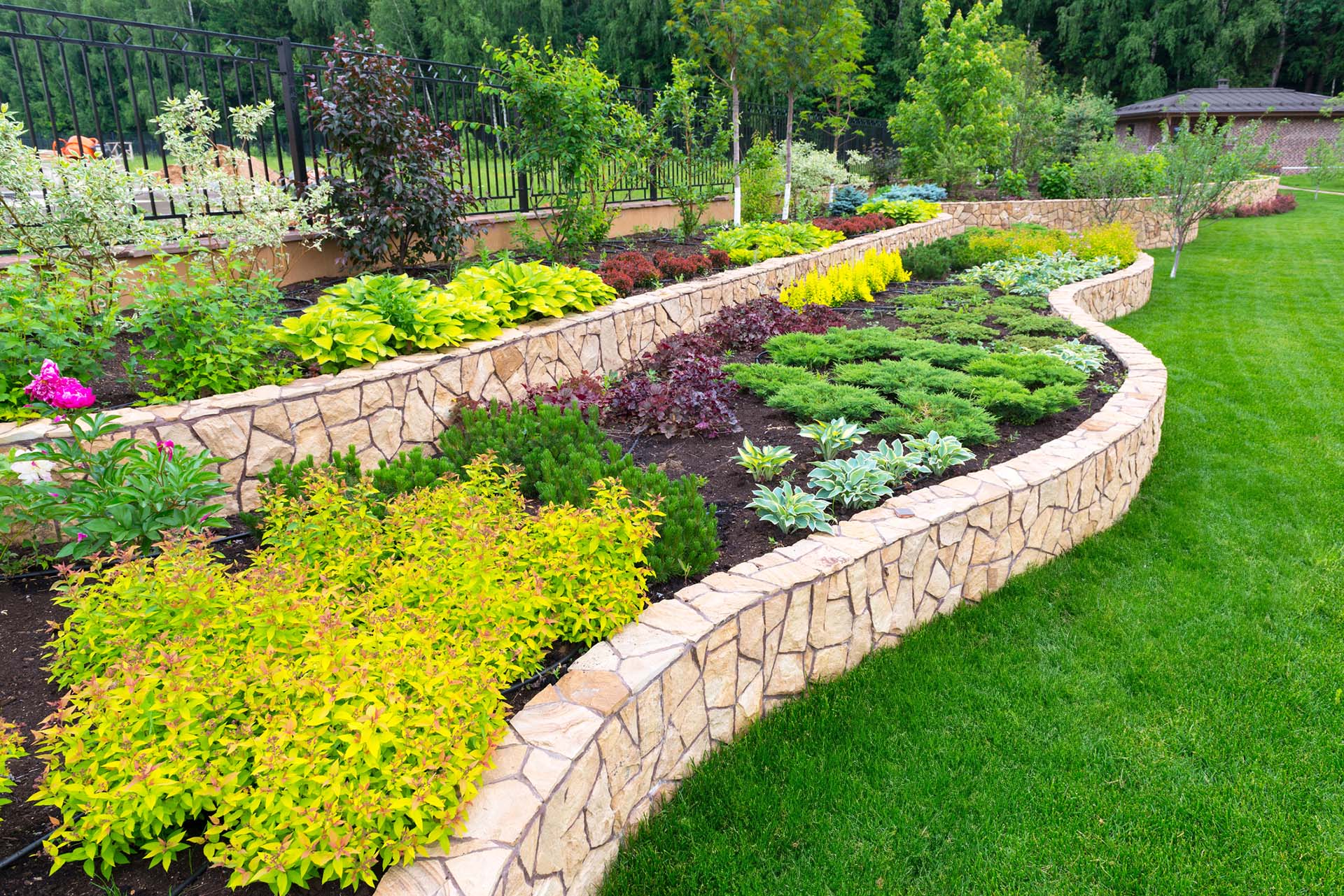 retaining-wall-installer